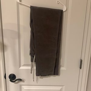 Vuori casual cord pants